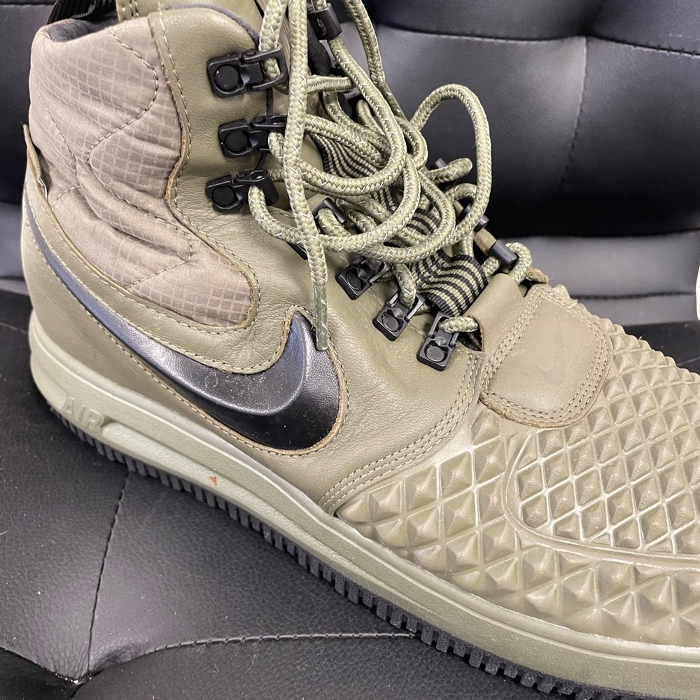 Nike AF1 Army green mens sneakers